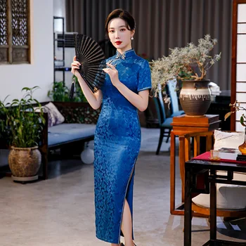 2022 m. Rudens Gėlių Mygtuką Krūtinėmis Žakardo Cheongsam Kinų Stiliaus Pagerėjo Elegantiškas Podiumo Veiklos Qipao Suknelė Moterims