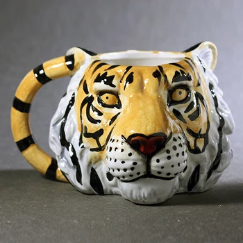 300ml asmeninį tigras puodelis 3D stereo ranka-dažytos kavos puodelis Kūrybos animacinių filmų keramikos puodelis Kūrybos dovana