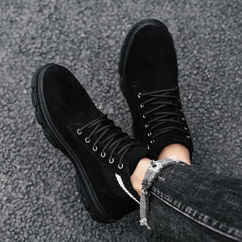 Atsitiktinis sportbačiai Sneaker sneaker priežastinis vyrų batai, oda juoda 2020 mados atsitiktinis sporto naujas žmogus, batų karšto butas vyrų laisvalaikio