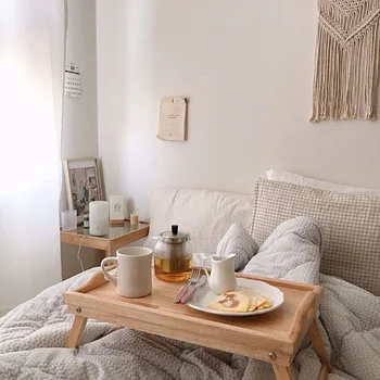 Natūralaus bambuko pusryčių paslaugos lovelis su rankenomis, lovoje tarnauti pusryčiai, arba kaip TV stalo sofa-lova lentelė nešiojamas LB60929